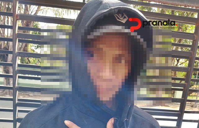 Berdiri di Pinggir Jalan Awang Long Bontang, Keciduk Polisi Bawa 10,22 Gram Sabu