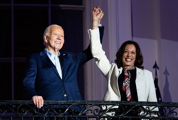 Kamala Harris Siap Maju Pilpres AS 2024 Gantikan Joe Biden