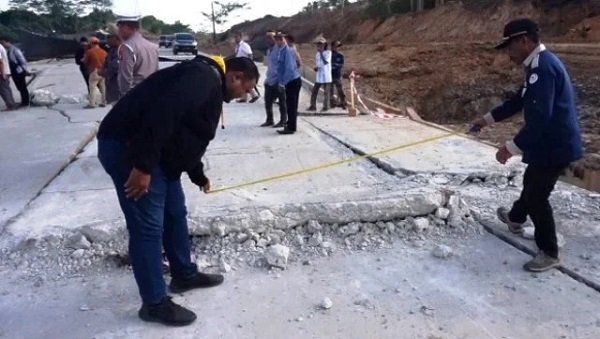 Jalan di Sangasanga Kukar Rusak, Diduga karena Aktivitas Tambang Batubara