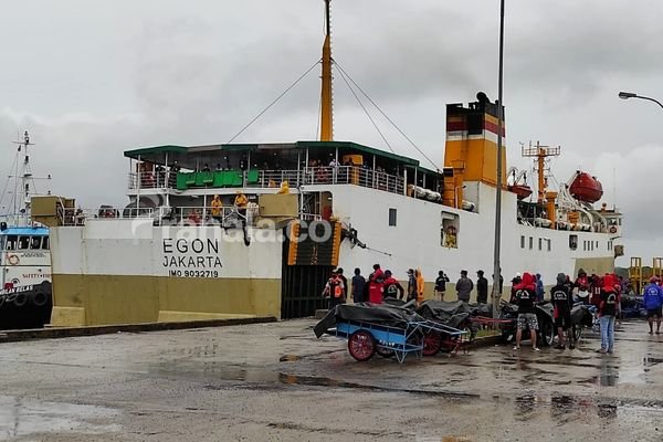 Dewan Minta Pemkot Siapkan Angkot di Pelabuhan Lok Tuan