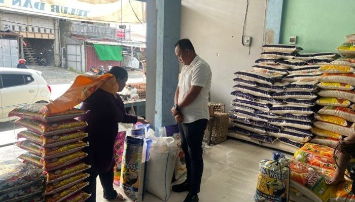 Cek Fakta di Lapangan, Polres Bontang Pastikan Tak Ada Beras Oplosan Beredar