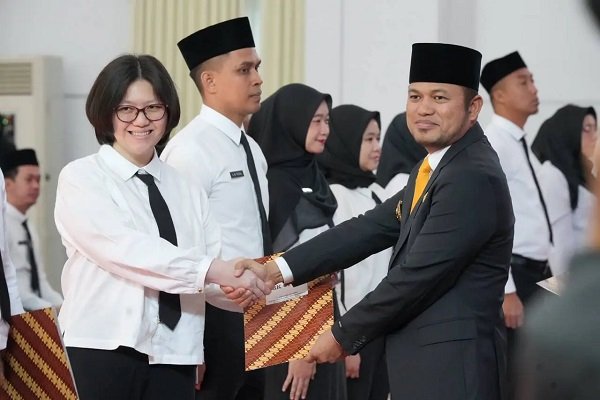 Ancaman PHK PPPK Menghantui Daerah, Gubernur Kaltim: Tak Ada yang Dirumahkan