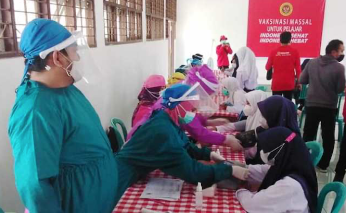 Pelajar Samarinda Mulai Divaksin COVID-19