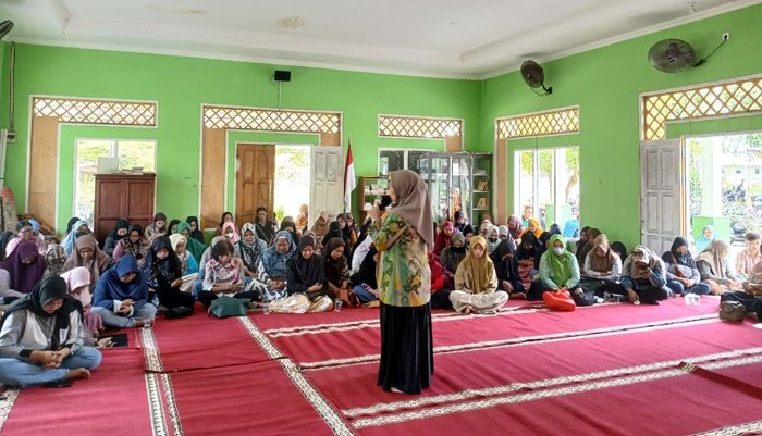 Parenting Skill di SMPN 8 Bontang: Bekal Orang Tua Hadapi Anak Zaman Digital