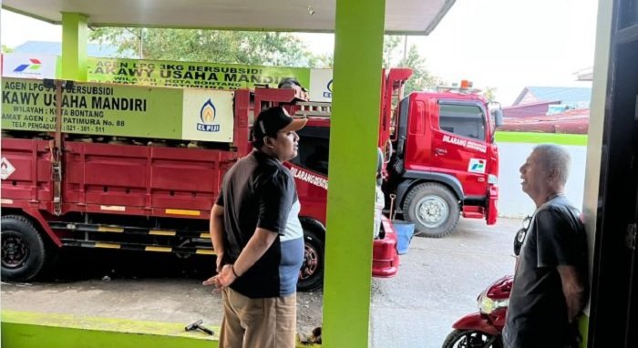 Polres Bontang Cek Langsung Isu Kelangkaan LPG 3 Kg di Wilayah Pesisir, Ini Hasilnya