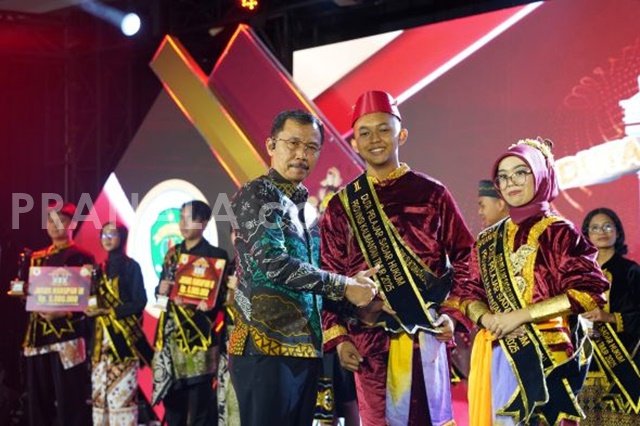 SMAN 10 Samarinda Juara Duta Pelajar Sadar Hukum Kaltim 2025