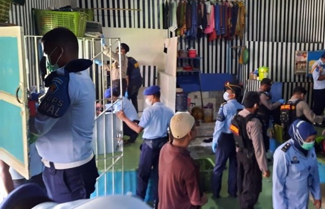 Razia Lapas Balikpapan, 132 Benda Berbahaya Disita