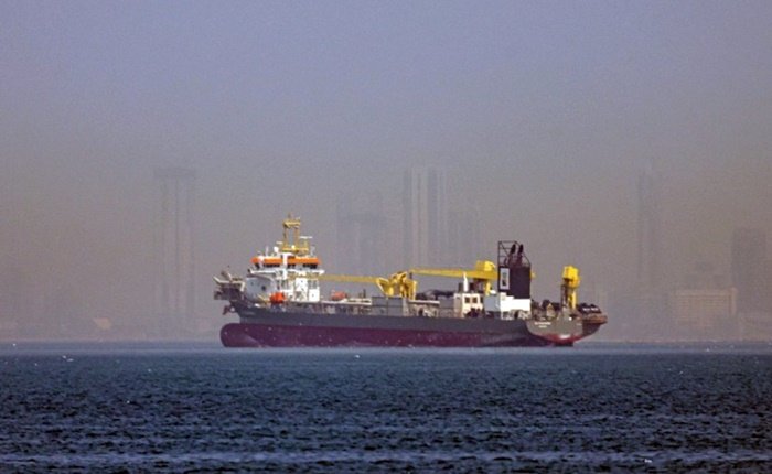 IRGC Tutup Selat Hormuz, Jalur Minyak Dunia Terancam Terganggu