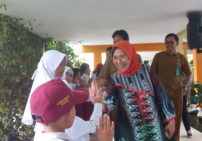 Bersama Hetifah Sjaifudian, Kemendikbudristek Apresiasi Sinergi Sekolah bersama Orangtua