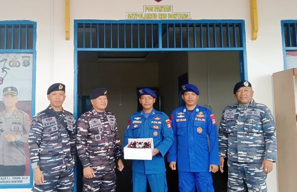 TNI AL Kunjungi Pos Penolong Polres Bontang, Perkuat Keamanan Perairan Indonesia