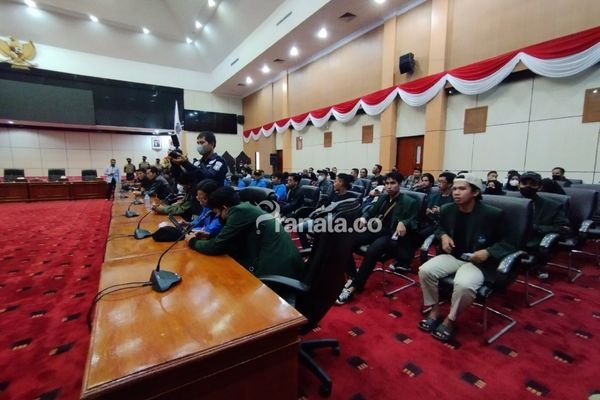 Demonstrasi Harga BBM, Aspirasi Mahasiswa Bontang Ditampung Dewan, Berikut Isi Lengkapnya