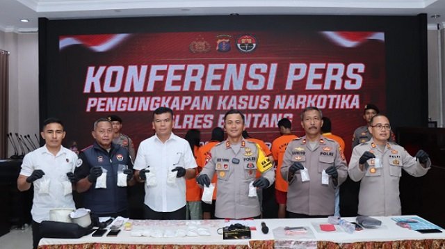 Polres Bontang Sita 24,77 Gram Sabu dan 16.379 Butir Double L dalam 2 Pekan