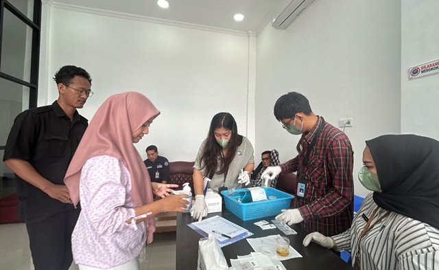 Tes Urine Mendadak di BNNK Bontang, Hasilnya?