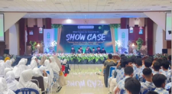 SMAIT DHBS Bontang Gelar Showcase 2024, Wadah Kreativitas dan Karakter Islami Siswa