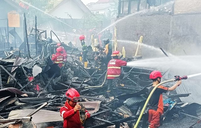 Kebakaran di Samarinda: 1 Korban Meninggal, 9 Keluarga Terdampak