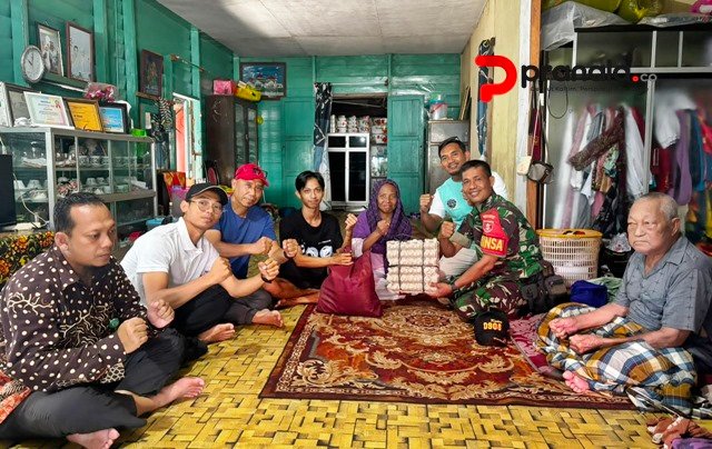 Kisah "Tengok Tetangga" di Bontang Kuala, Urunan Gaji demi Lansia Sakit