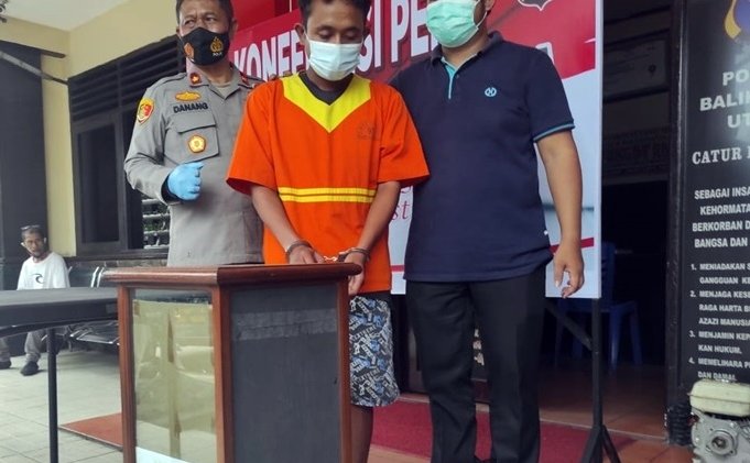 Jualan Bakso Sepi, Kotak Infak Masjid Dicuri
