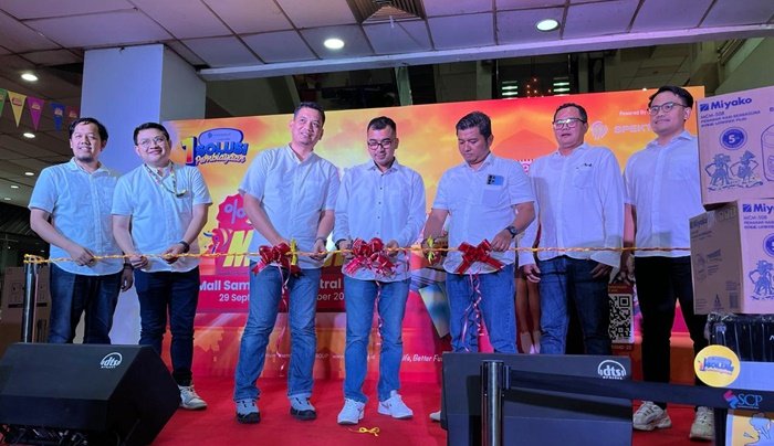 Spektra Meriah 2025 Hadir di Samarinda, FIFGROUP Bagikan Santunan Rp36 Juta