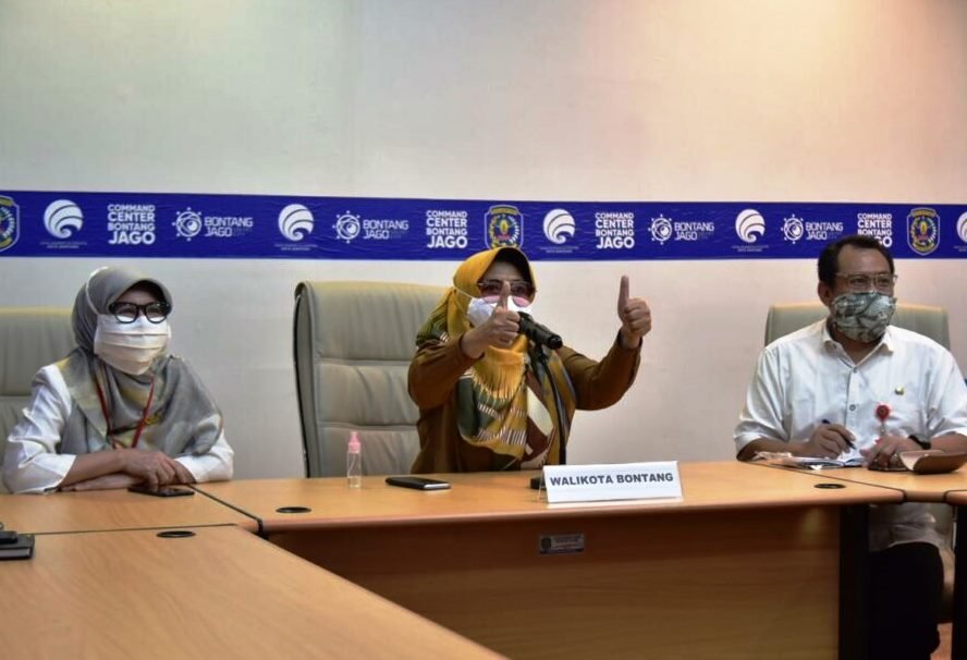 Belajar di Sekolah Riskan, Wali Kota Bontang: Kesehatan Murid dan Guru Lebih Utama