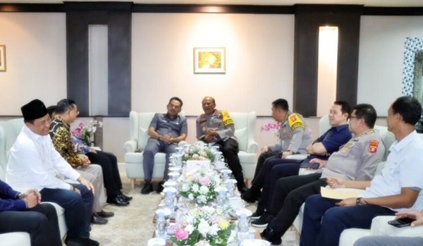 Kapolda Kaltim Silaturahmi ke DPRD Kaltim, Bahas Kerawanan Pemilu dan Keamanan