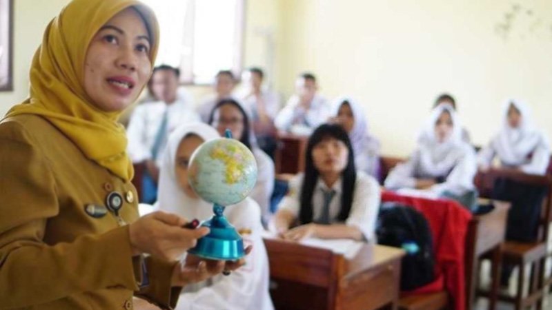 Pemprov Kaltim Perjuangkan Status ASN bagi Guru Honorer