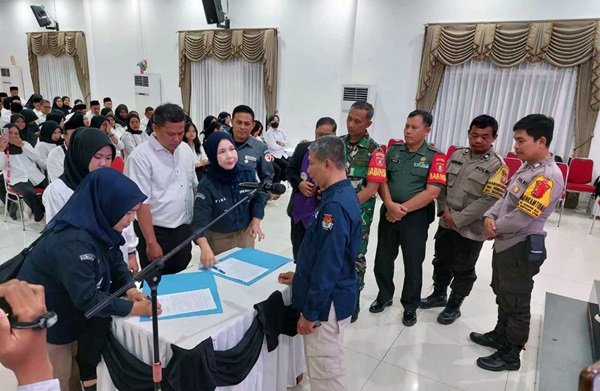 Jelang Pilkada 2024, KPU Bontang Lantik KPPS untuk Jaga Proses Demokrasi