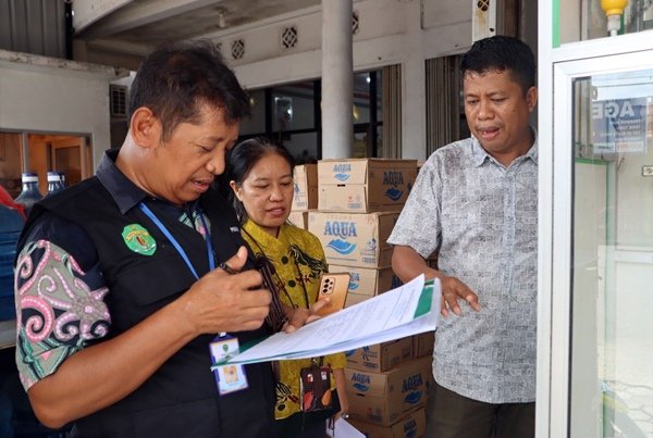 Pemprov Kaltim Awasi Higiene Sanitasi Jasa Catering hingga Depot Air Minum di Bontang