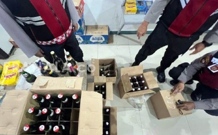 Operasi Pekat Mahakam 2026, Polresta Samarinda Sita 150 Botol Miras dari Empat Toko