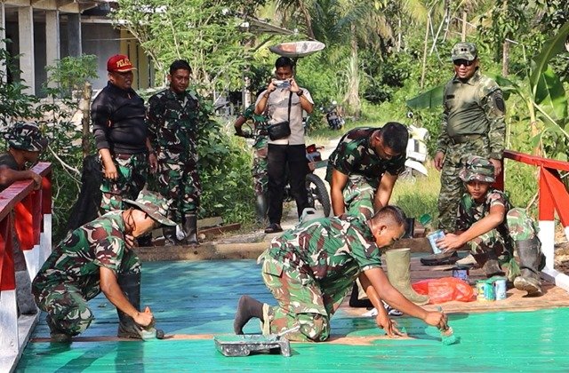 Dandim 0908/Bontang Tinjau Pembangunan Jembatan TMMD di Gunung Telihan