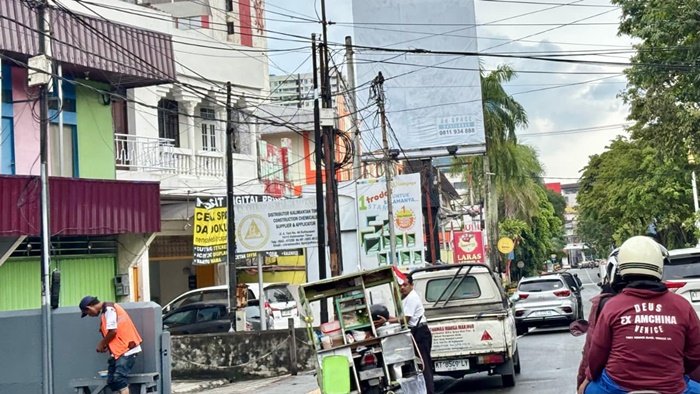 Presiden Prabowo Soroti Kabel Semrawut di Balikpapan, Penataan Segera Dilakukan