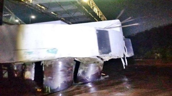 Jembatan Mahakam I Samarinda Kaltim Kembali Dihantam Tongkang, Polisi Periksa Kapten Kapal
