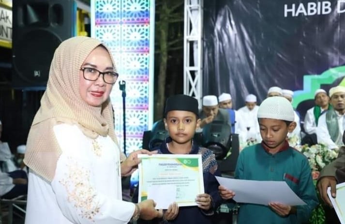 Kegiatan Haul Habib Djafar bin Umar Al Habsyi ke-119 tahun menjadi momentum destinasi wisata religi di Kota Bontang, Kalimantan Timur.
