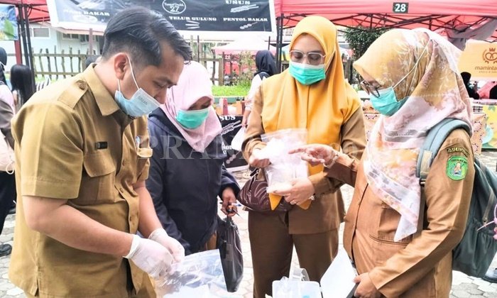 Sidak Takjil Ramadan di Kutim: 43 Sampel Diuji, Satu Minuman Terindikasi Mengandung Pewarna Tekstil