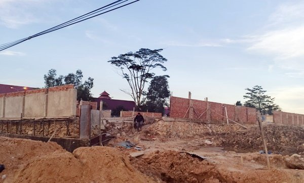 Kolam Renang SMKN 2 Sangatta Terganggu, Proyek Rp9 Miliar Terhenti karena Masalah Pembayaran