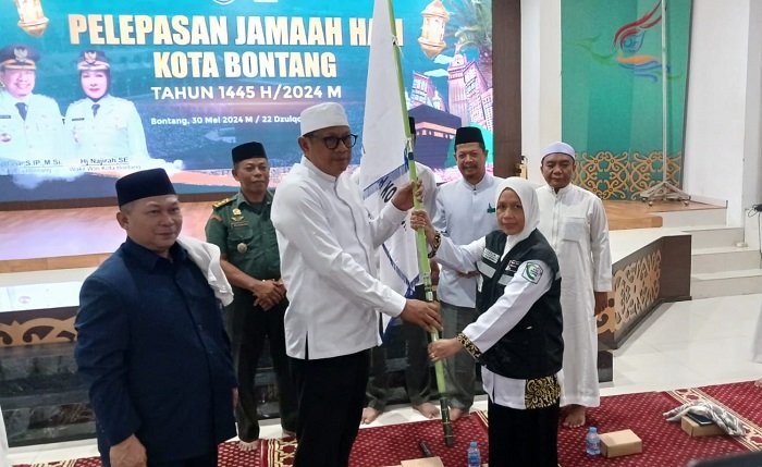 152 Jemaah Haji Bontang Berangkat ke Tanah Suci, Tergabung Kloter 16 Embarkasi Balikpapan
