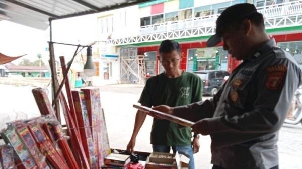 Bikin Resah Warga, Pedagang Petasan di Berau Ditindak Tegas