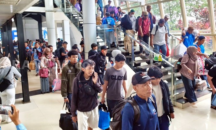 Puncak Arus Balik Lebaran di Balikpapan, 3.212 Pemudik Tiba Kurun Sehari