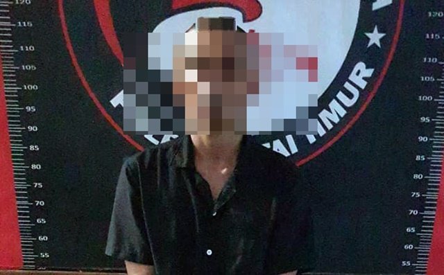 Mengendap di Pinggir Jalan, Satresnarkoba Kutim Ciduk Pria Pembawa 9 Poket Sabu