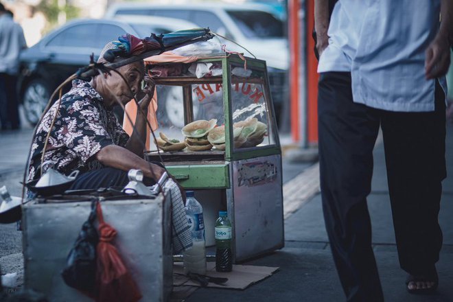 Para Pencari Rezeki yang Halal Disetarakan dengan Jihad di Jalan Allah SWT