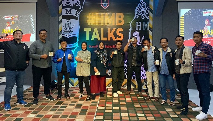 Meriahnya HUT ke-2 IKA HMB, Mulai HMB Talk sampai Happy Badminton