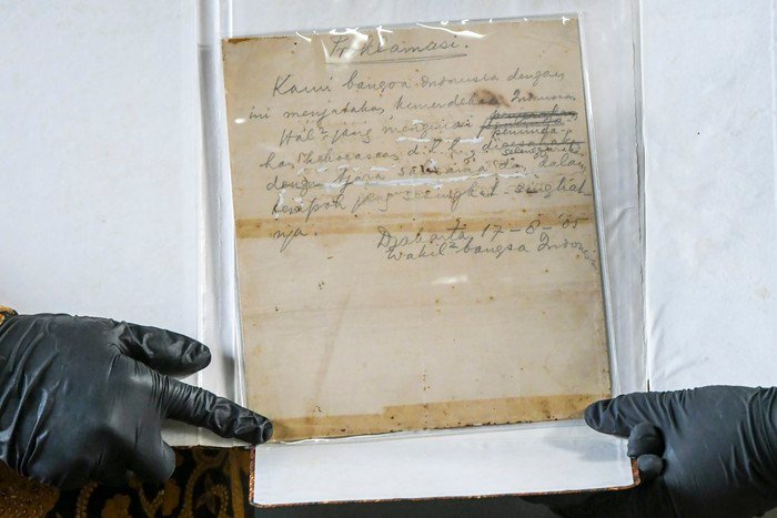 Teks Proklamasi yang Benar, Sejarah Penulisan Naskah dan Para Tokoh