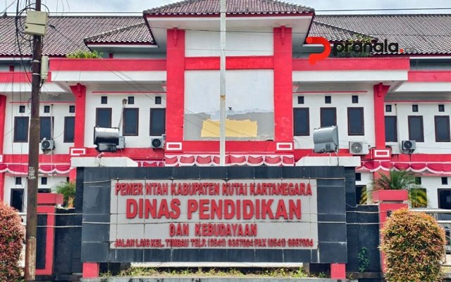 Kejati Kaltim Geledah Disdikbud Kukar Terkait Insentif Guru Puluhan Miliar, Sita Dokumen hingga 8 Ponsel