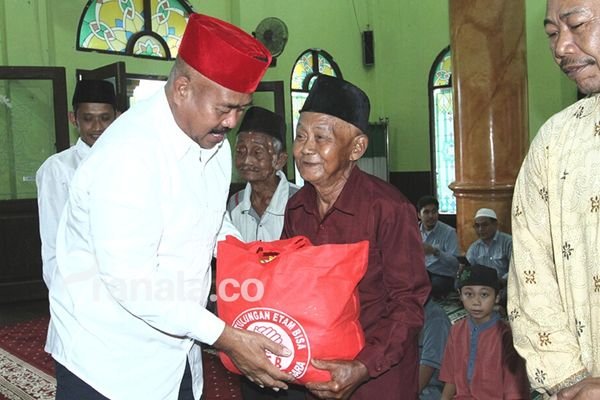 Silaturahmi Ramadan dengan Warga Suka Maju, Bupati Edi Salut Partisipasi Masyarakatnya