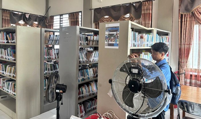 Perpustakaan Kutim Sepi Peminat, Gedung Sempit dan Panas