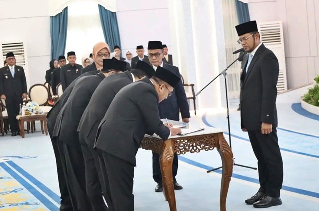 Gubernur Kaltim Rombak Kepala Dinas hingga Direktur RSUD, Berikut Daftar Lengkap 110 Pejabat yang Dilantik