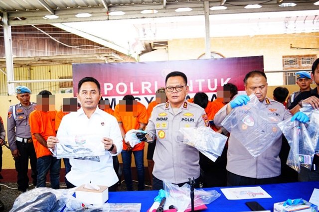 Penembakan di THM Crown Samarinda; 3 Mobil dan Revolver Disita, Peluru Tembus Tenggorokan