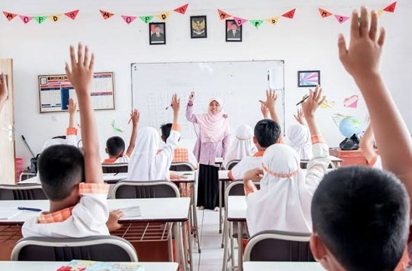 Ancaman PHK Guru Non-ASN, Kaltim Siapkan Skema Bayar per Jam