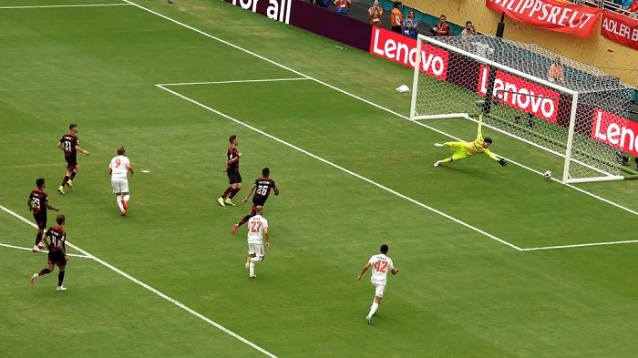 Harry Kane Cetak 2 Gol, Bayern Libas Flamengo dan Lolos ke Perempat Final