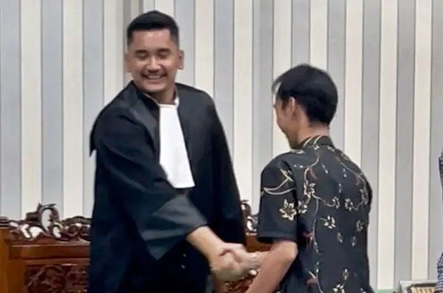 Vonis Sebulan untuk 4 Mahasiswa Perakit Molotov Warnai Kasus Demo DPRD Kaltim