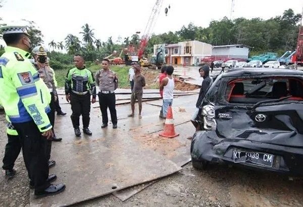 Kecelakaan Maut di Km 24 Balikpapan, 5 Orang Tewas, 1 Luka Berat
